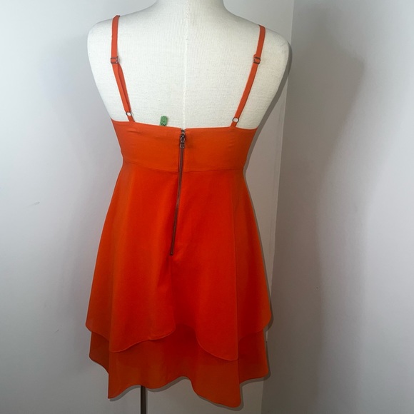 ALICE + OLIVIA TIERED MINI DRESS IN ORANGE SILK ORANGE Size 6 - Picture 7 of 16